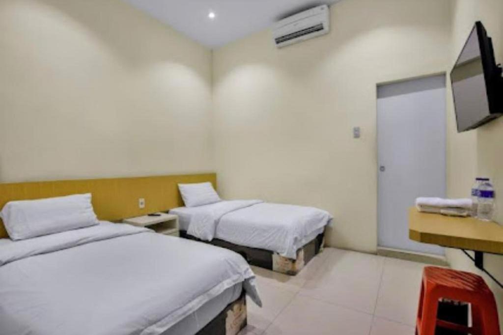 Oyo 92772 Losmen Diah Syariah Langsa Luaran gambar