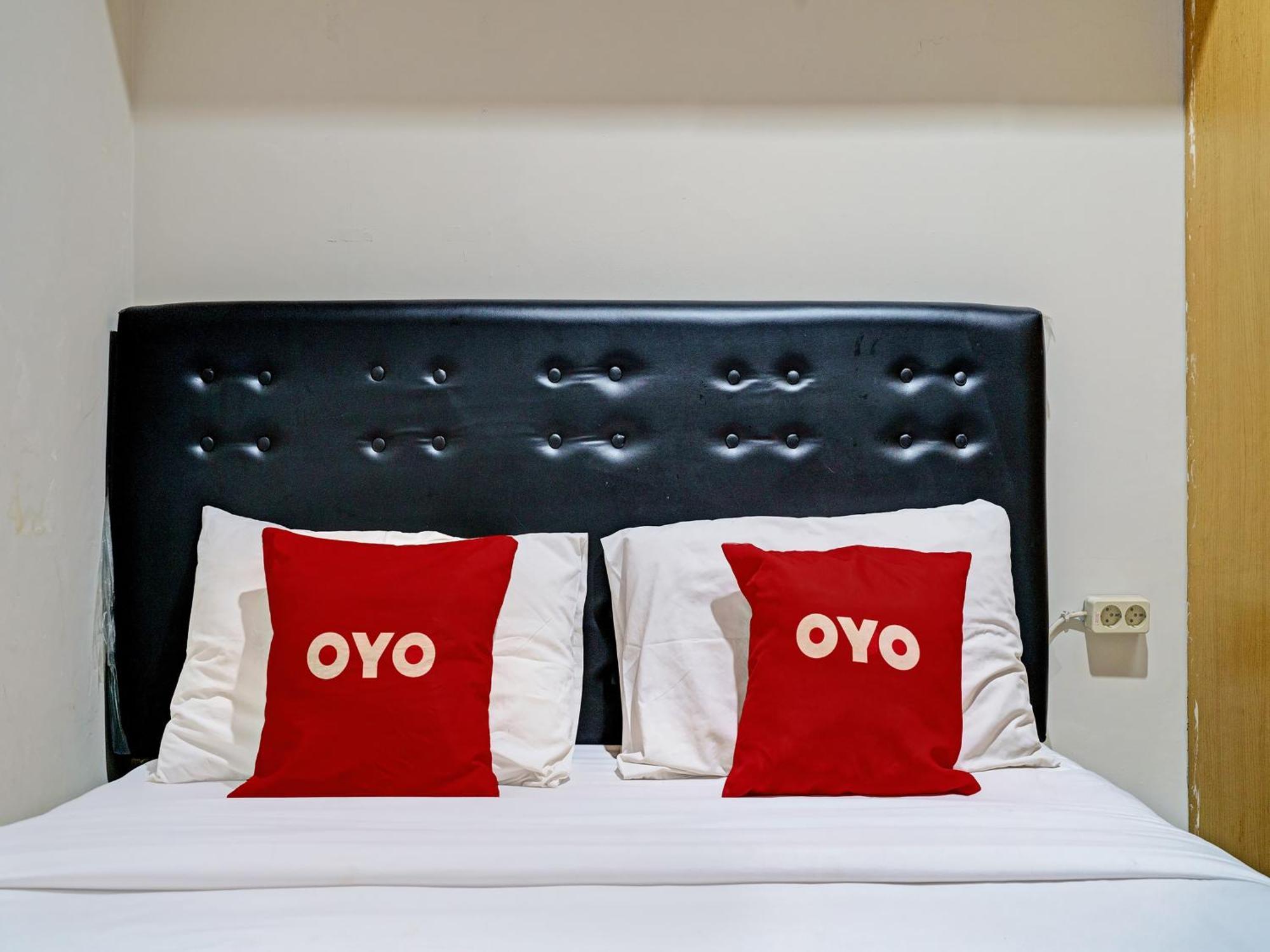 Oyo 92772 Losmen Diah Syariah Langsa Luaran gambar